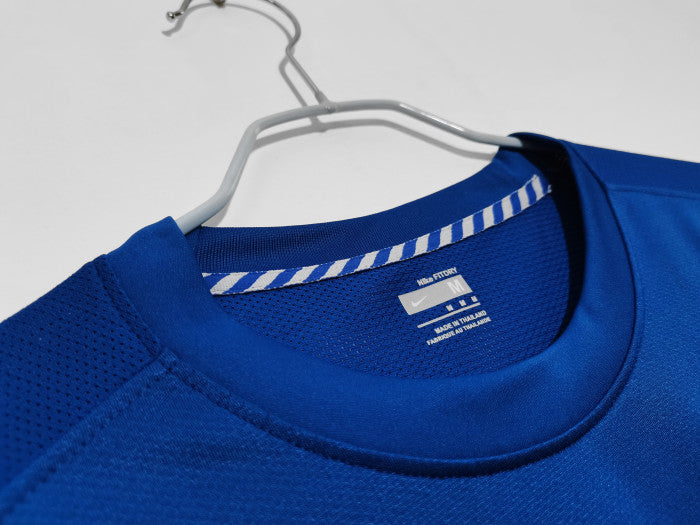 מנצ׳סטר יונייטד רטרו חולצה שלישית 2008/09