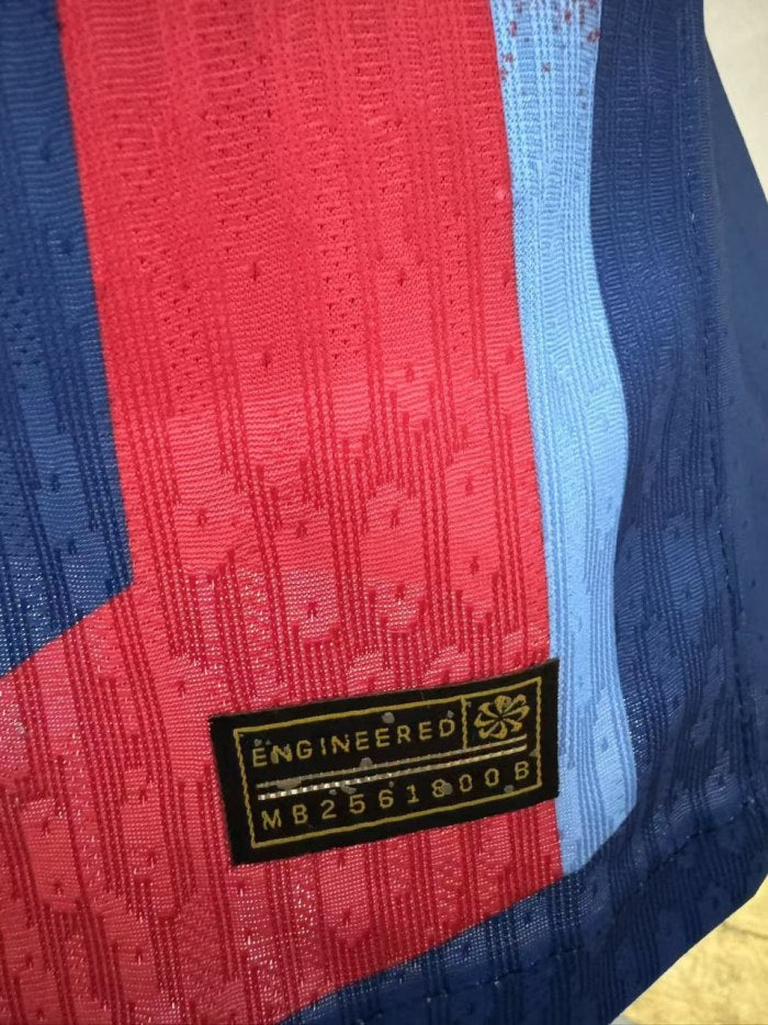 ברצלונה חולצה רביעית 2025/26