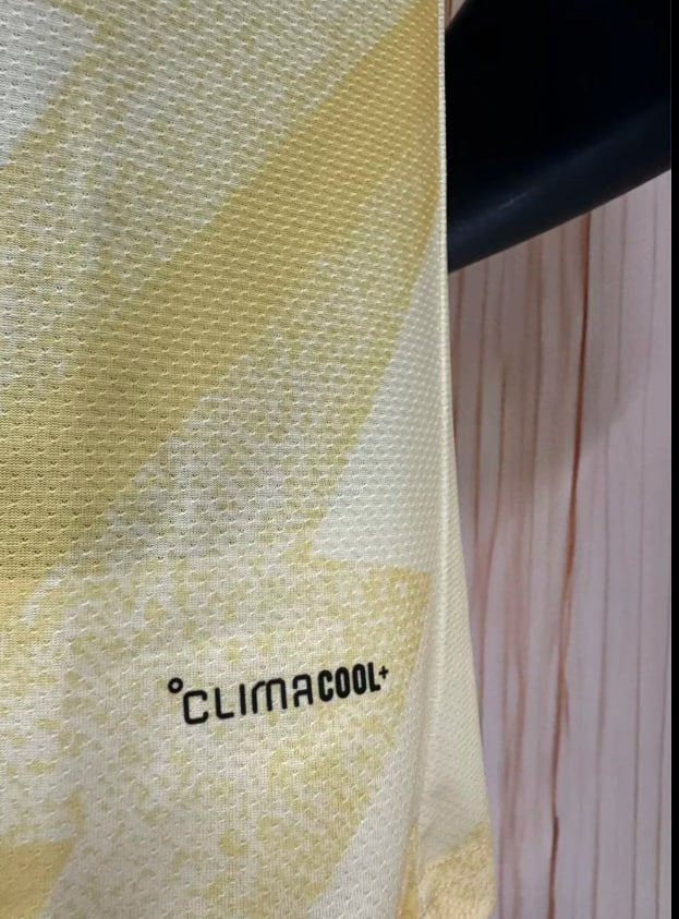 ליברפול חולצת אימון 26\2025