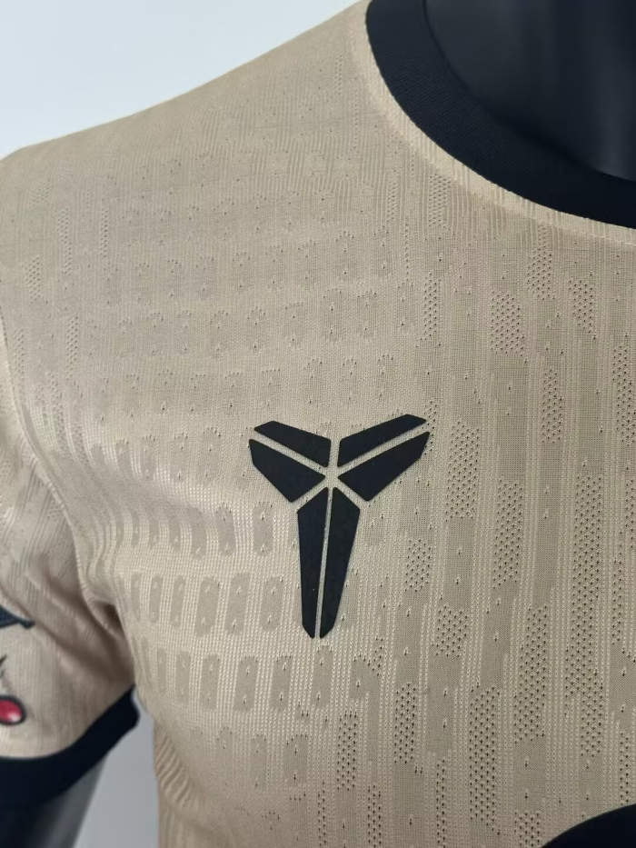 ברצלונה חולצת חוץ מיוחדת 2025/26