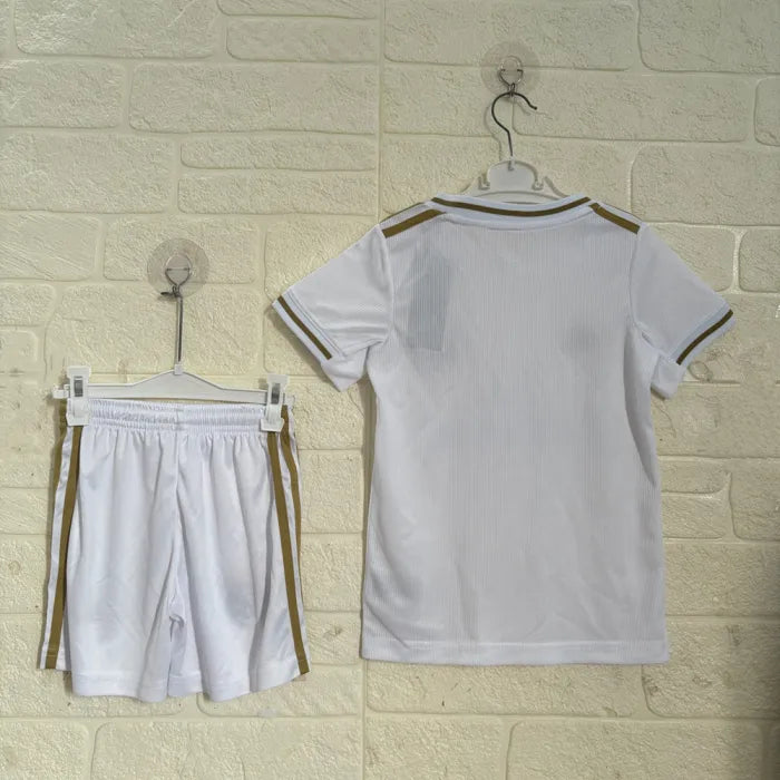 ריאל מדריד חולצת בית רטרו 2019/20 ילדים כולל מכנס